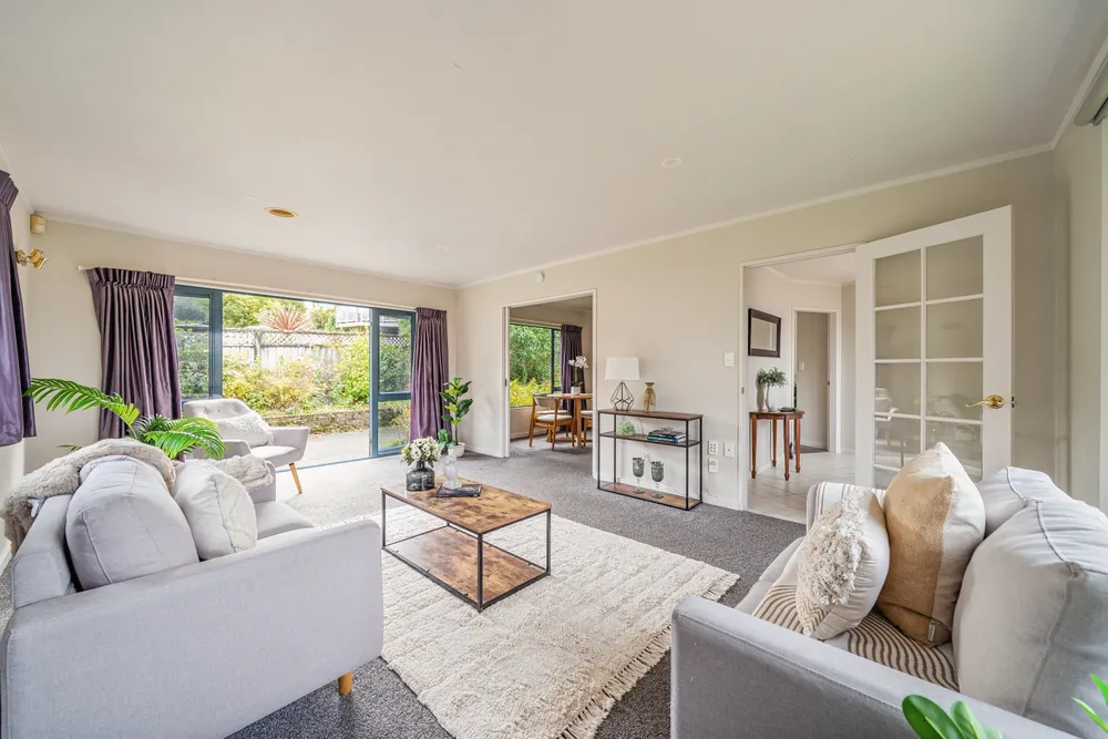 Photos of 34 Birkinshaw Grove