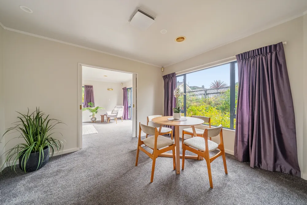 Photos of 34 Birkinshaw Grove