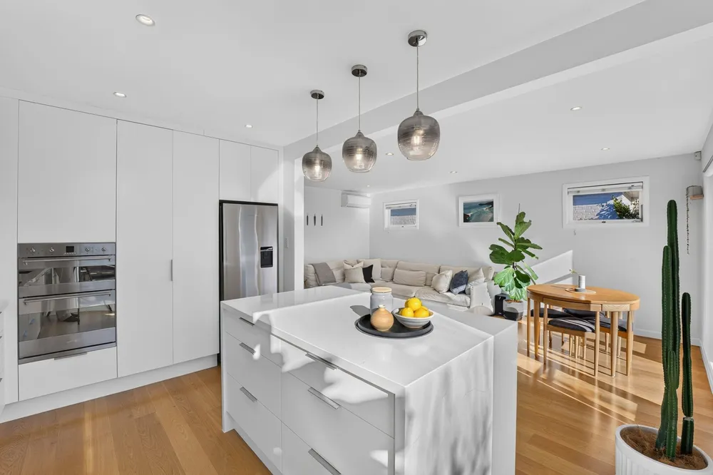Photos of 41 Harapaki Road