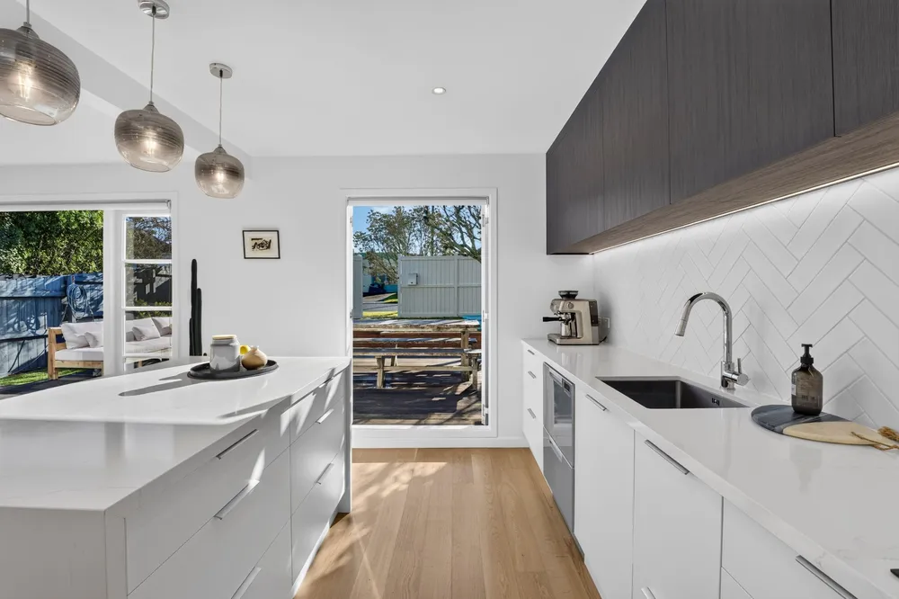 Photos of 41 Harapaki Road