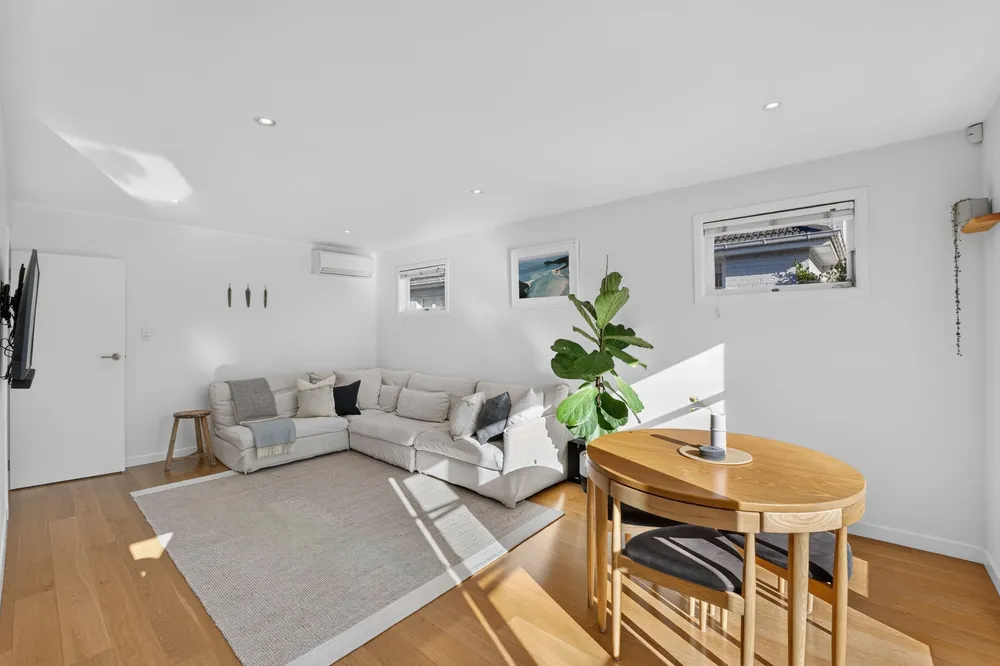 Photos of 41 Harapaki Road