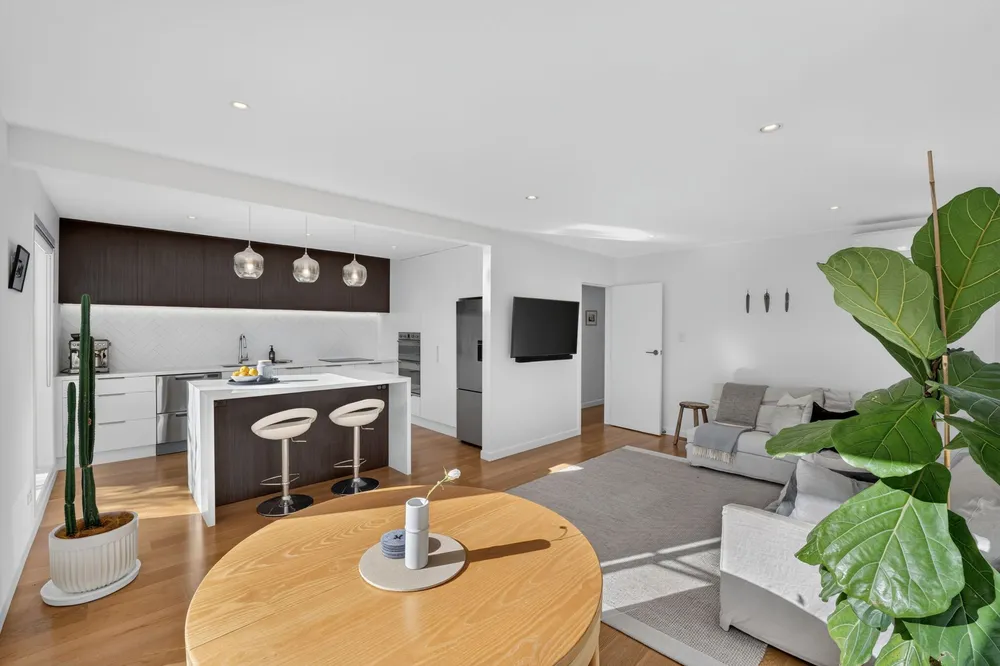 Photos of 41 Harapaki Road