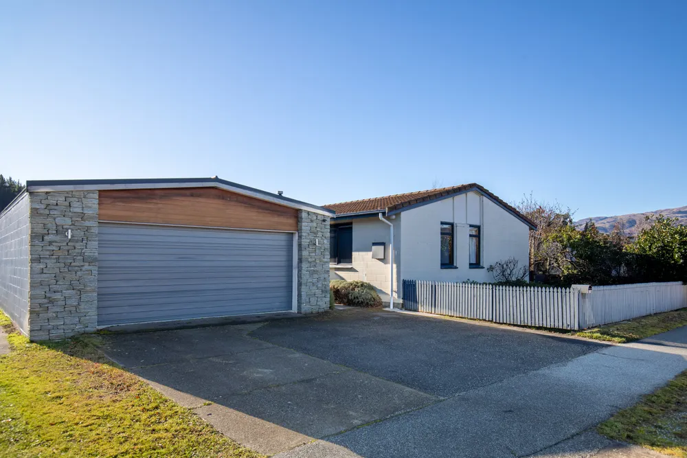 Photos of 126 Waenga Drive
