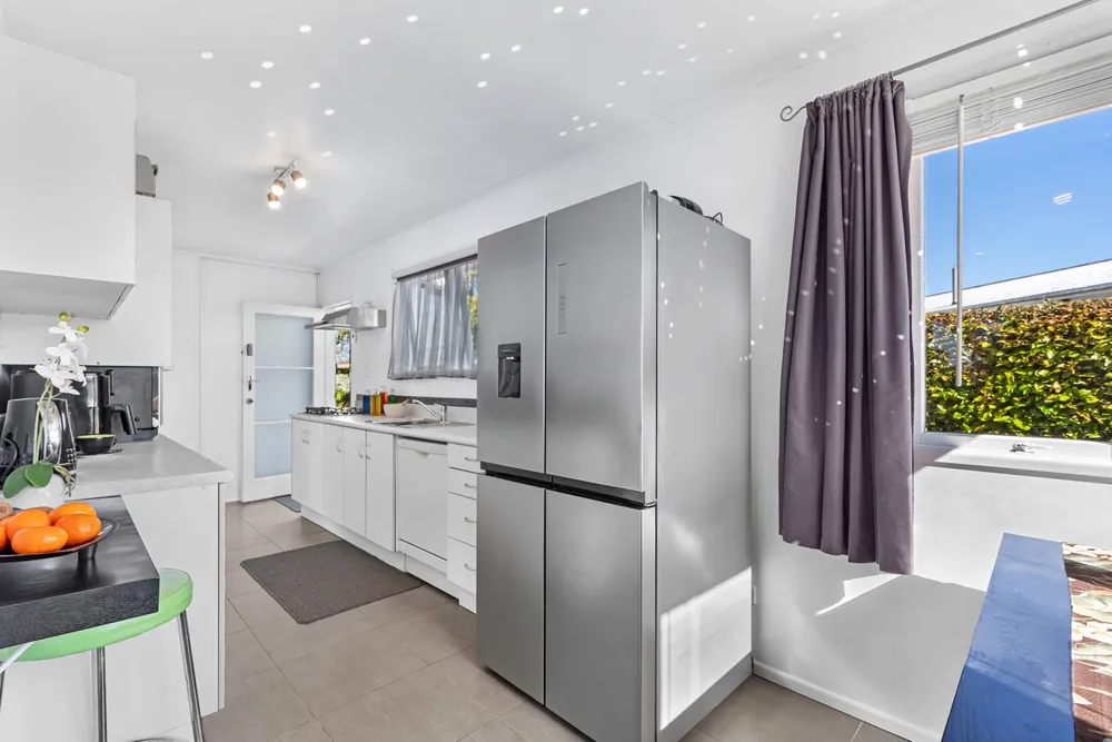 Photos of 40 Meadow Park Crescent