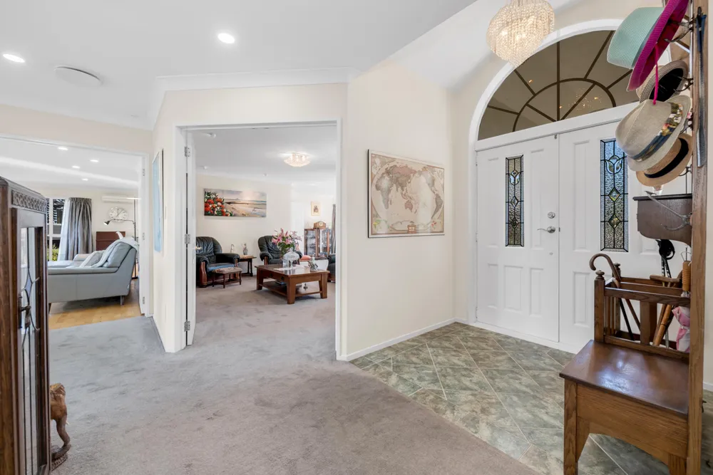 Photos of 10 Ramoana Mews