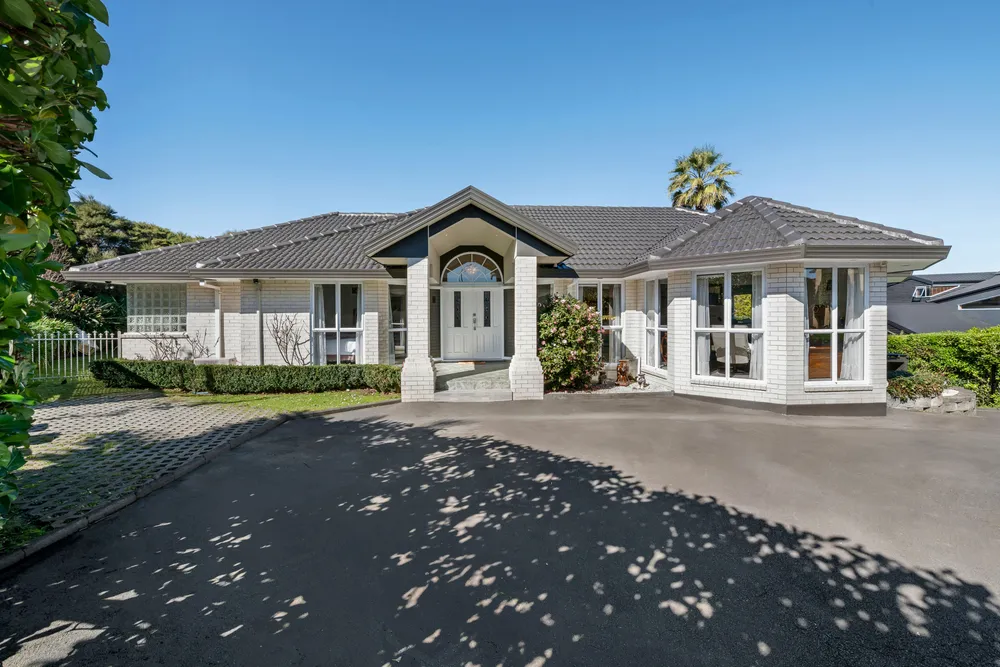Photos of 10 Ramoana Mews