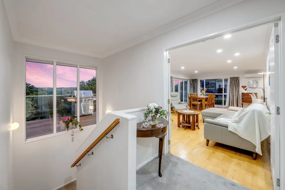 Photos of 10 Ramoana Mews