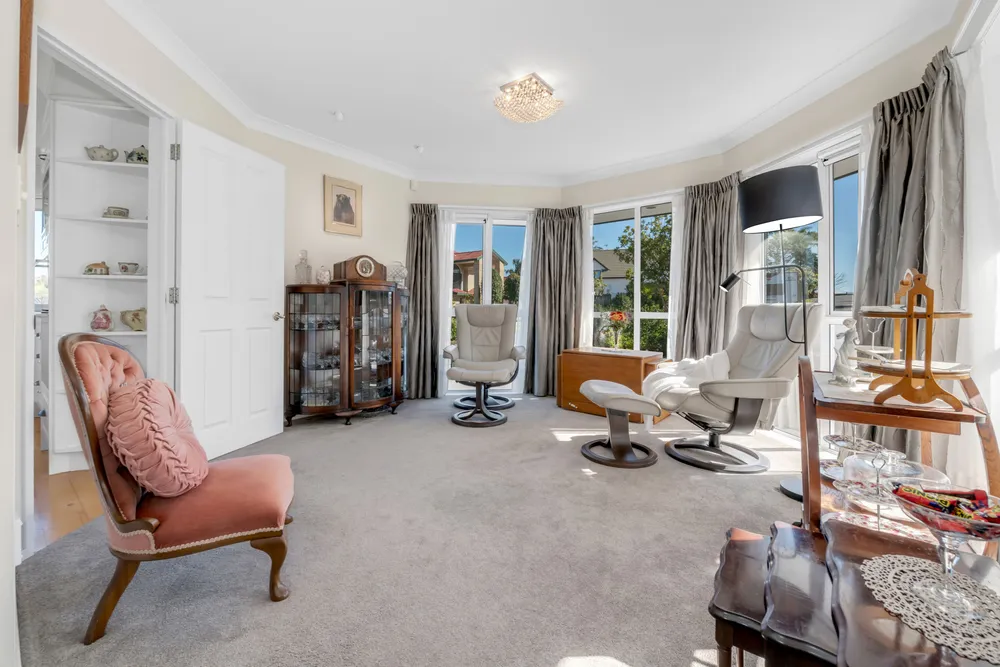 Photos of 10 Ramoana Mews