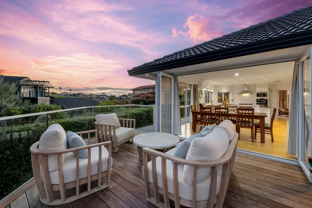 Photos of 10 Ramoana Mews