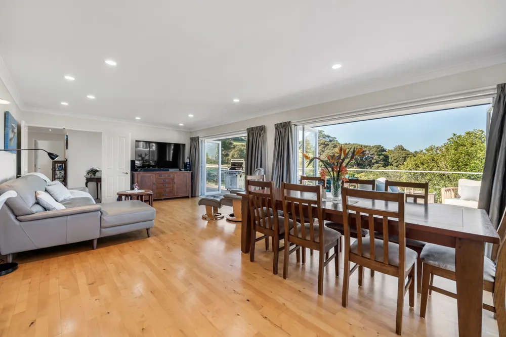 Photos of 10 Ramoana Mews