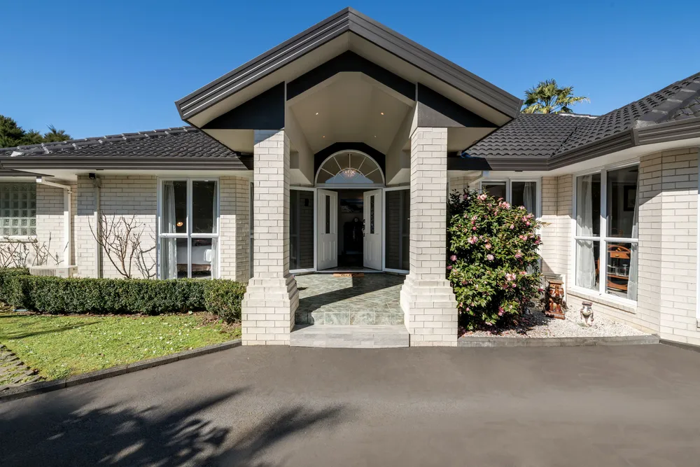 Photos of 10 Ramoana Mews