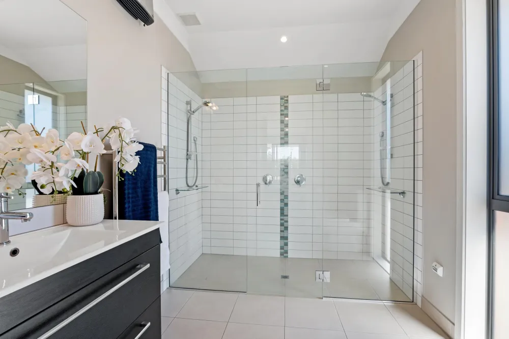 Photos of 70 Stott Drive