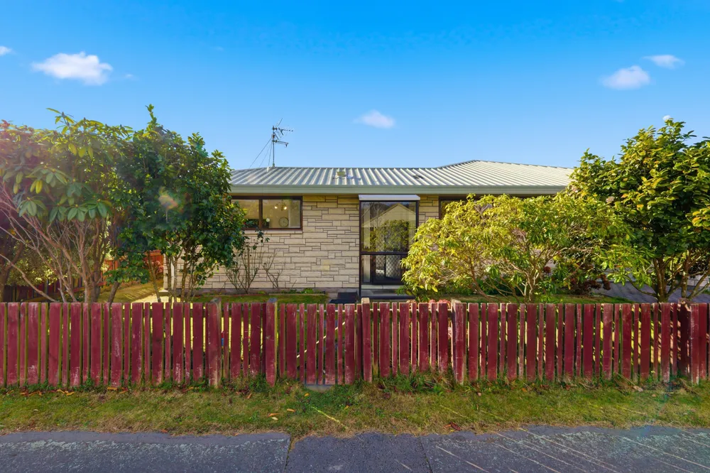 Photos of 50 Patterson Terrace