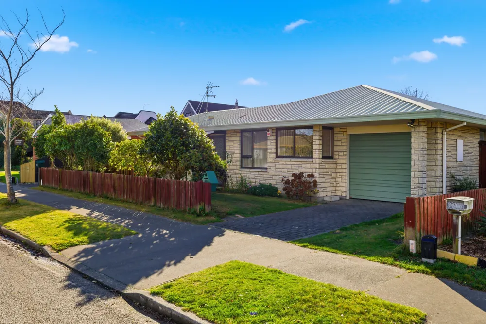 Photos of 50 Patterson Terrace