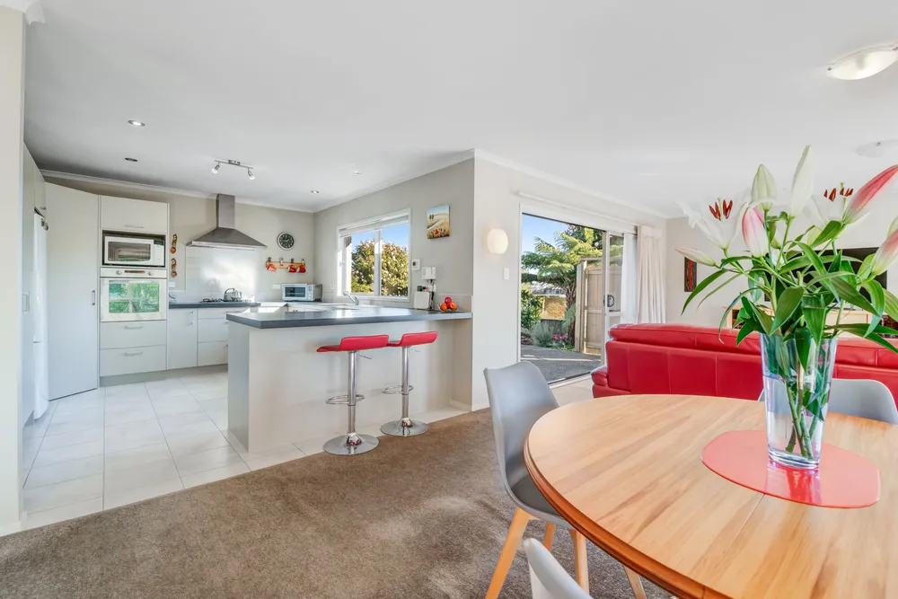 Photos of 44 Seamount Drive