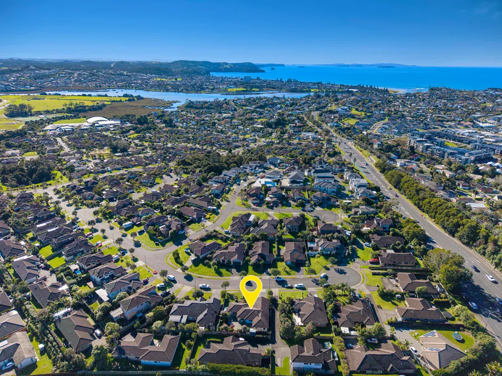Photos of 44 Seamount Drive