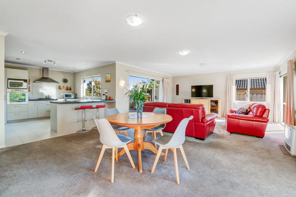 Photos of 44 Seamount Drive