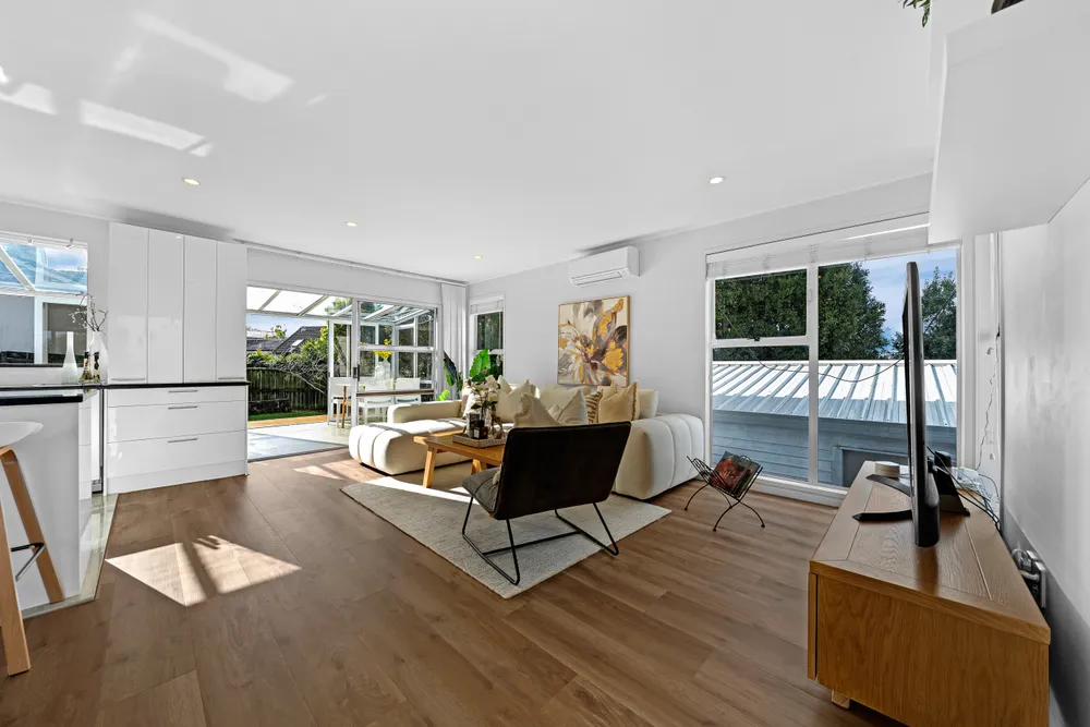 Photos of 64 Monteith Crescent