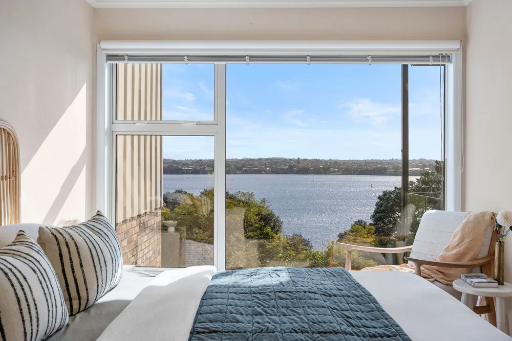 Photos of 4/198 Hurstmere Road