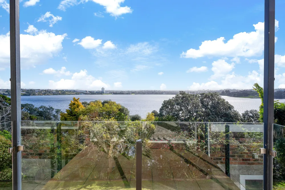 Photos of 4/198 Hurstmere Road