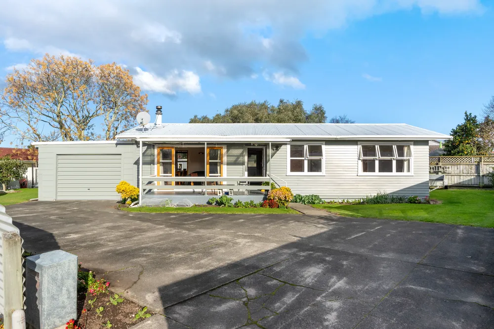 Photos of 40 Fergusson Drive