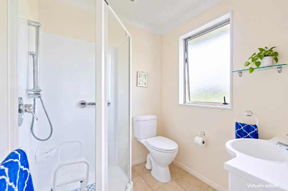 Photos of 34 Lochiel Place