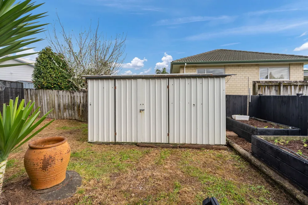Photos of 34 Lochiel Place