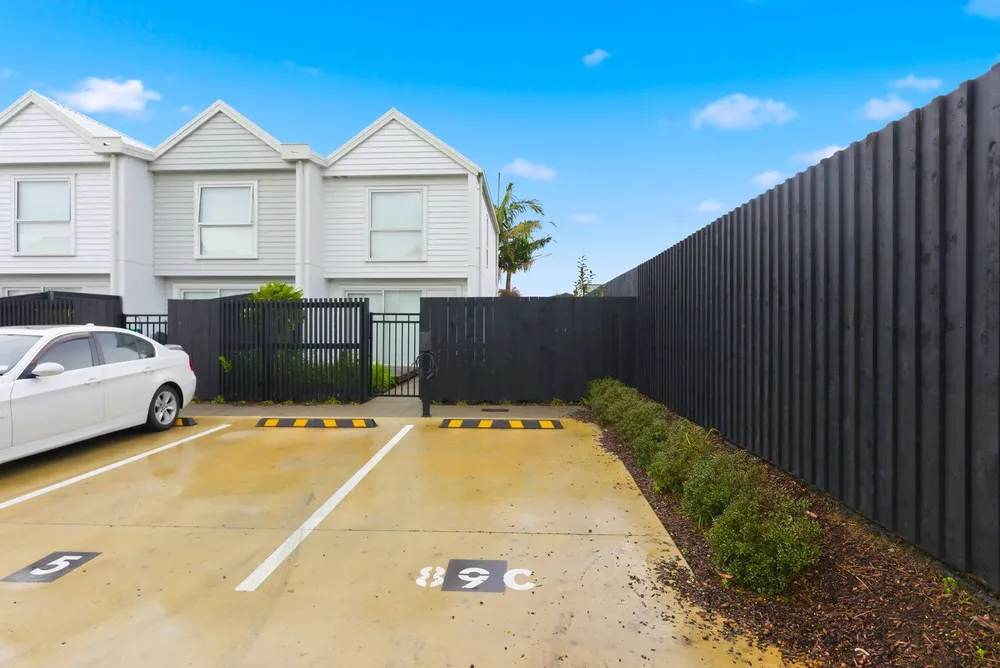 Photos of 89C Ridge Street