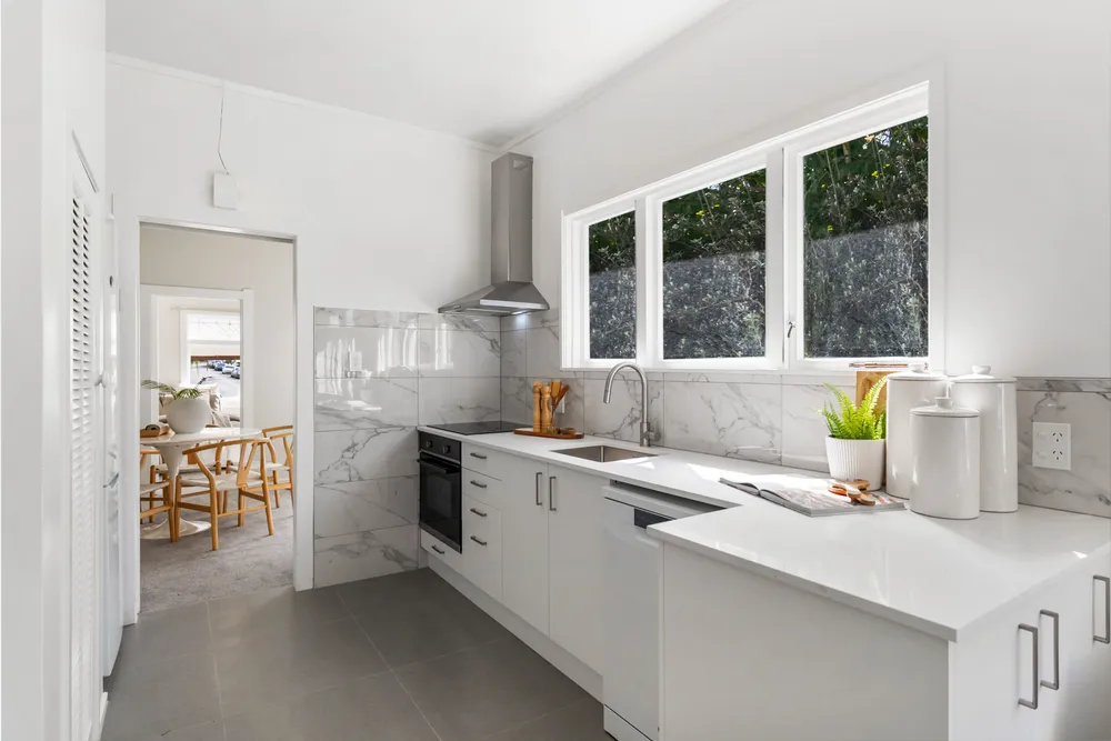 Photos of 2 Aliford Avenue