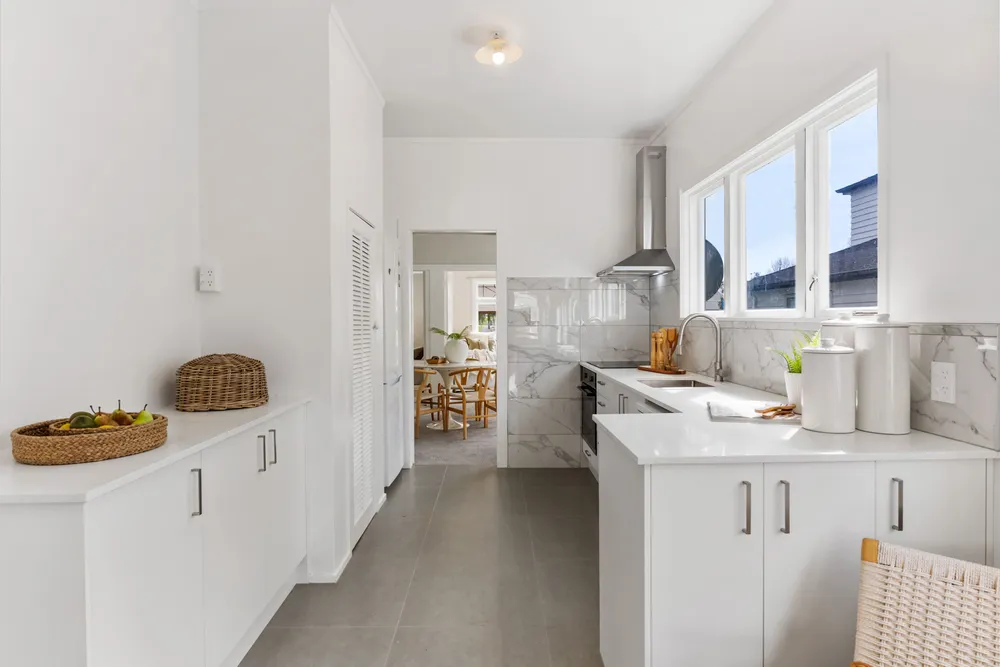 Photos of 2 Aliford Avenue