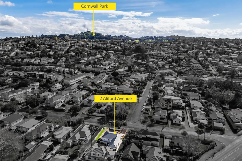 Photos of 2 Aliford Avenue
