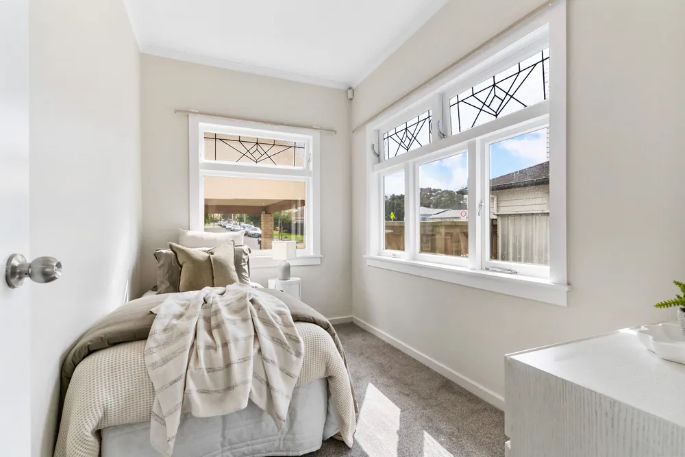 Photos of 2 Aliford Avenue