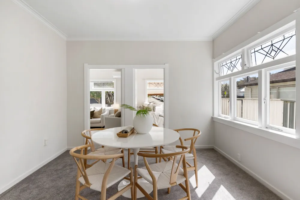 Photos of 2 Aliford Avenue