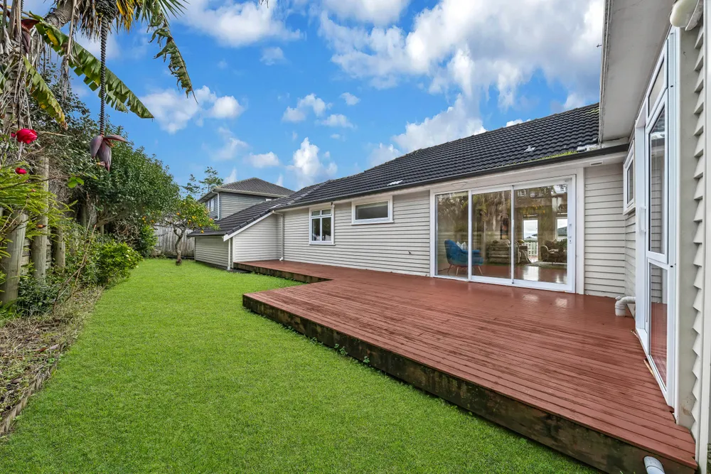 Photos of 60 Blockhouse Bay Road