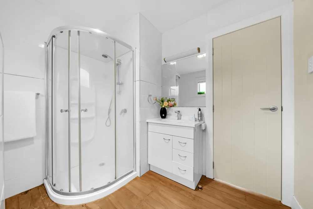 Photos of 60 Blockhouse Bay Road