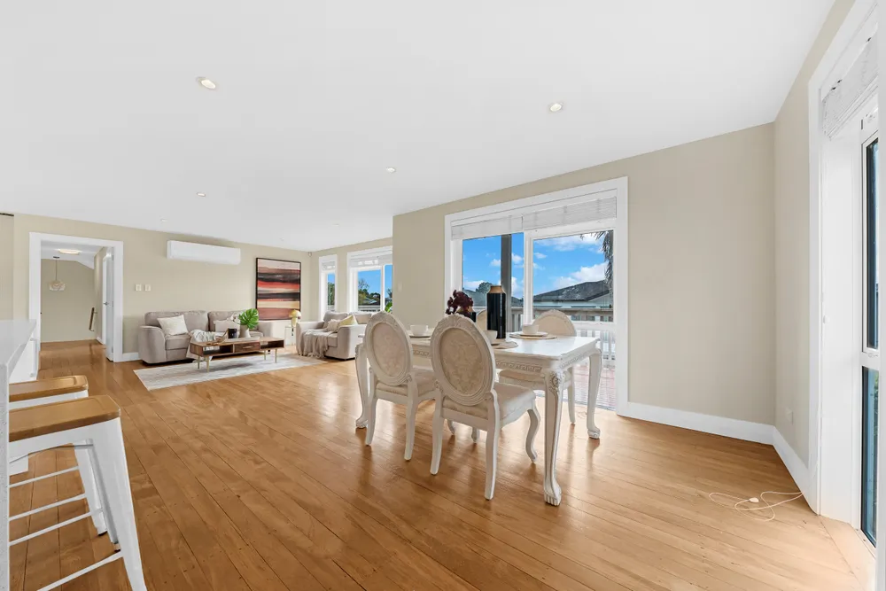 Photos of 60 Blockhouse Bay Road