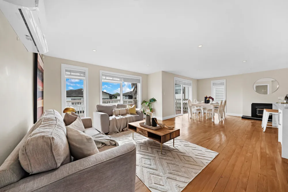 Photos of 60 Blockhouse Bay Road
