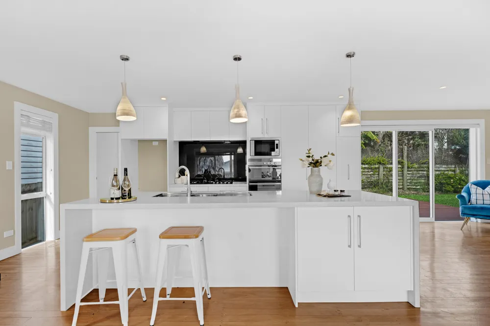 Photos of 60 Blockhouse Bay Road