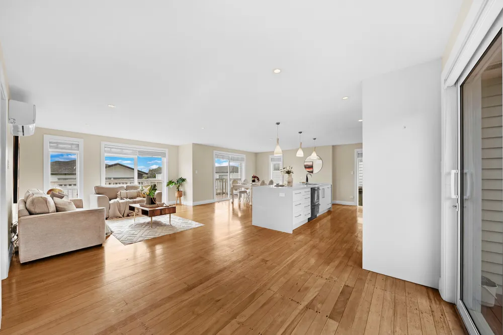Photos of 60 Blockhouse Bay Road