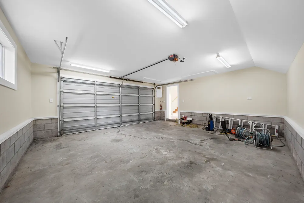 Photos of 60 Blockhouse Bay Road
