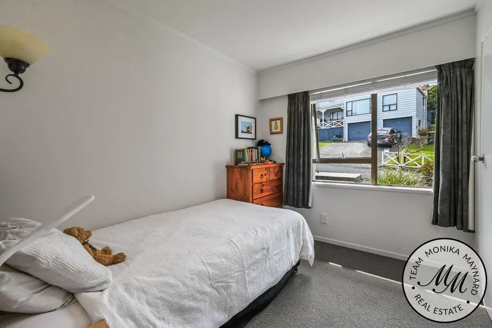 Photos of 10 Kingsclere Place