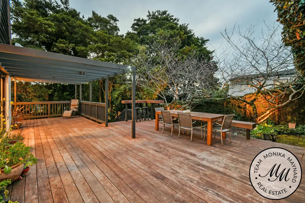 Photos of 10 Kingsclere Place