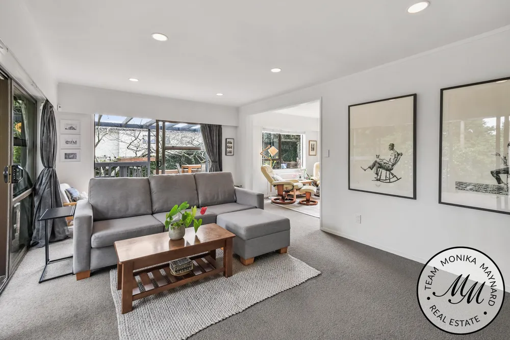 Photos of 10 Kingsclere Place