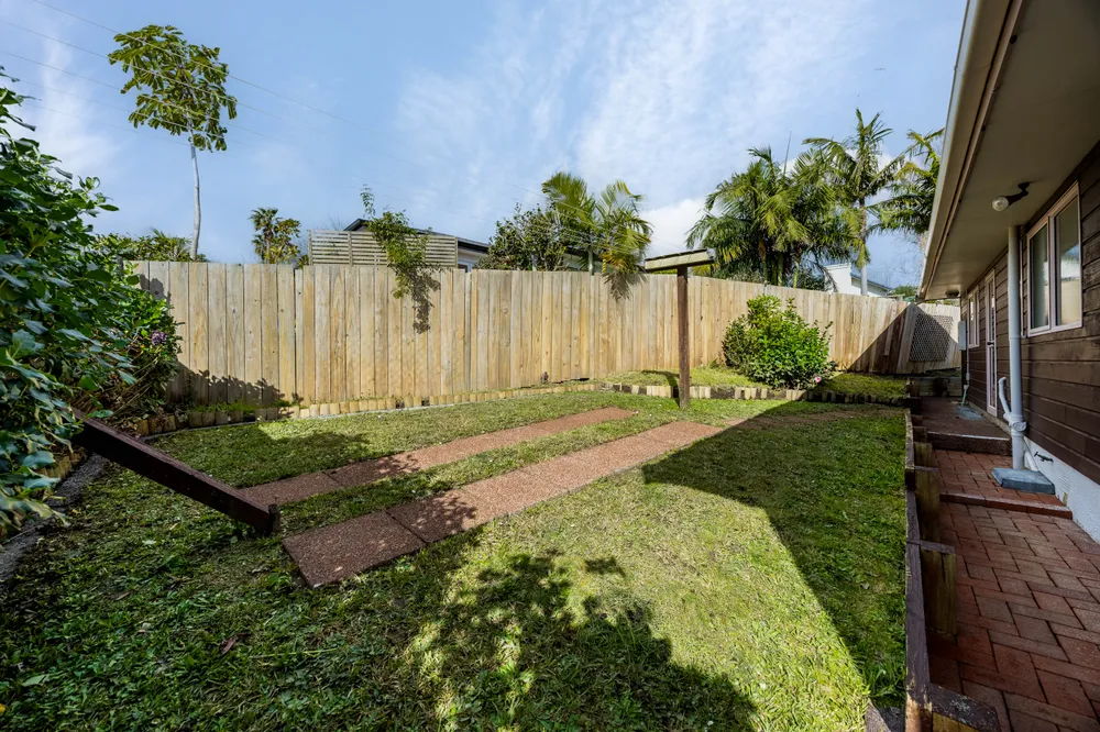 Photos of 12 Kerlin Crescent