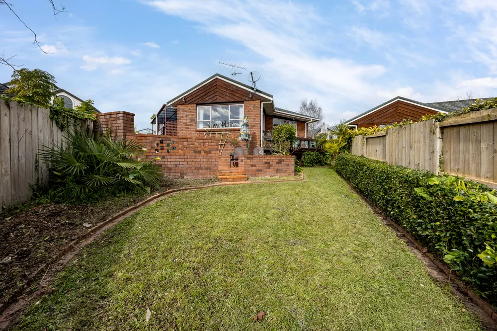 Photos of 12 Kerlin Crescent