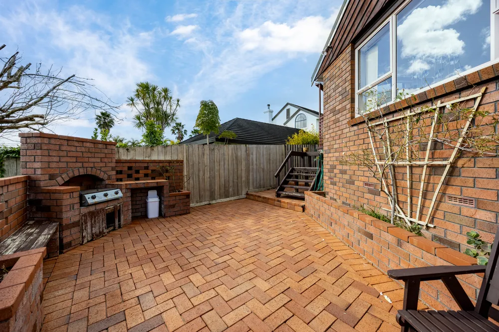 Photos of 12 Kerlin Crescent