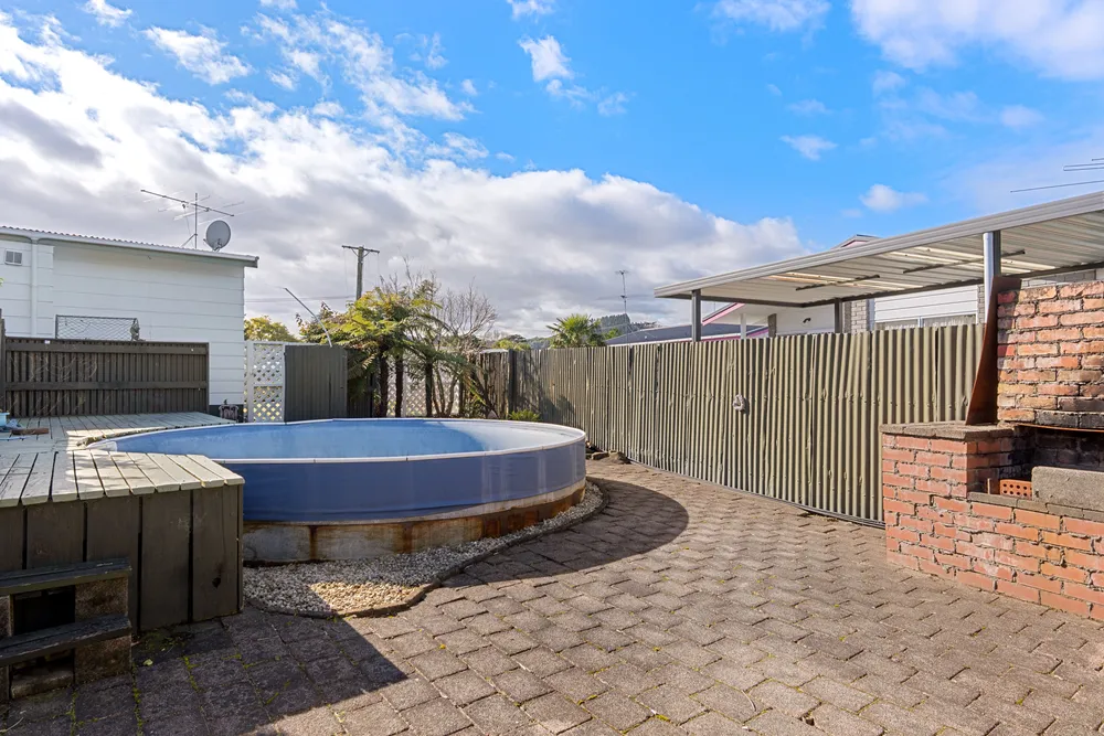 Photos of 16 Riperata Street