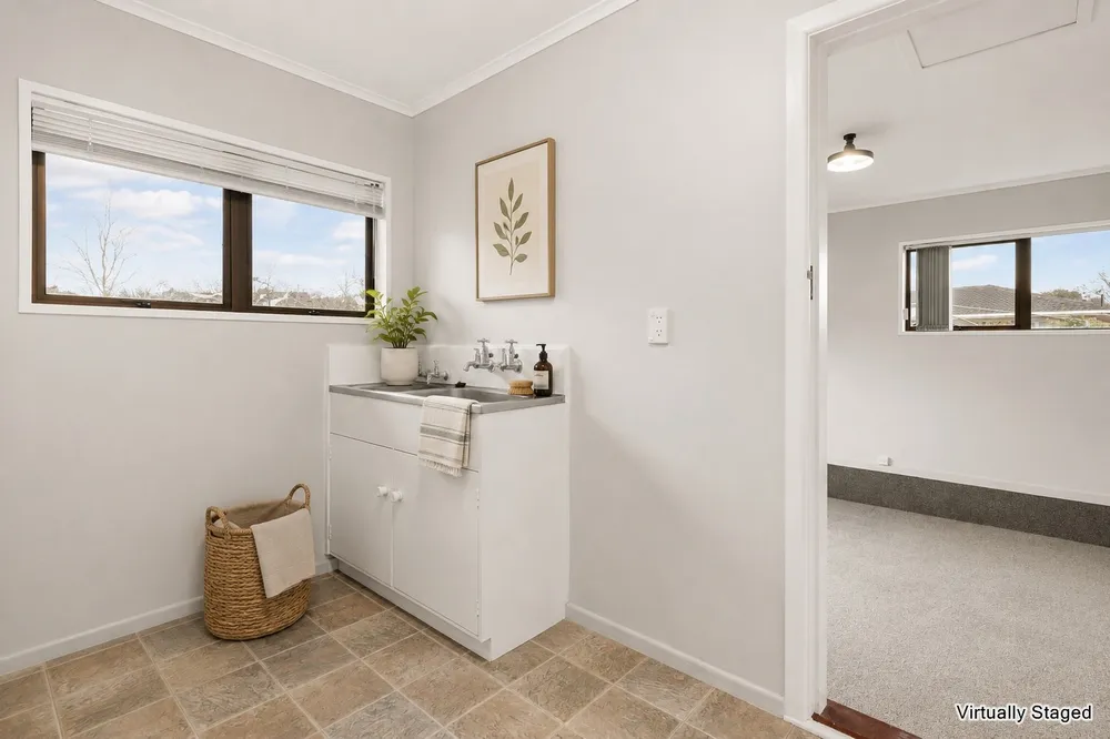 Photos of 6 Lionel Sharp Place