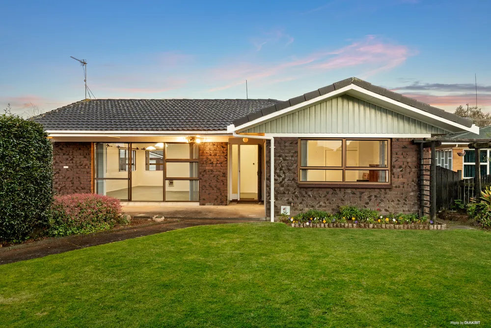 Photos of 6 Lionel Sharp Place