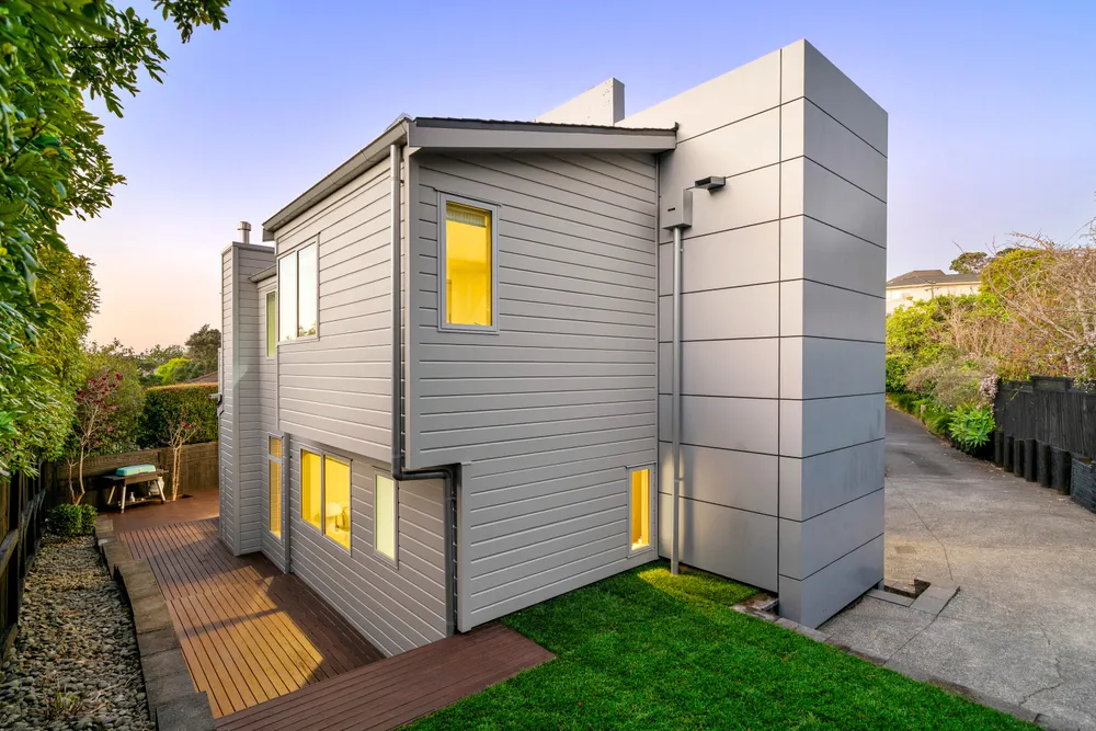 Photos of 4C Waiatarua Road